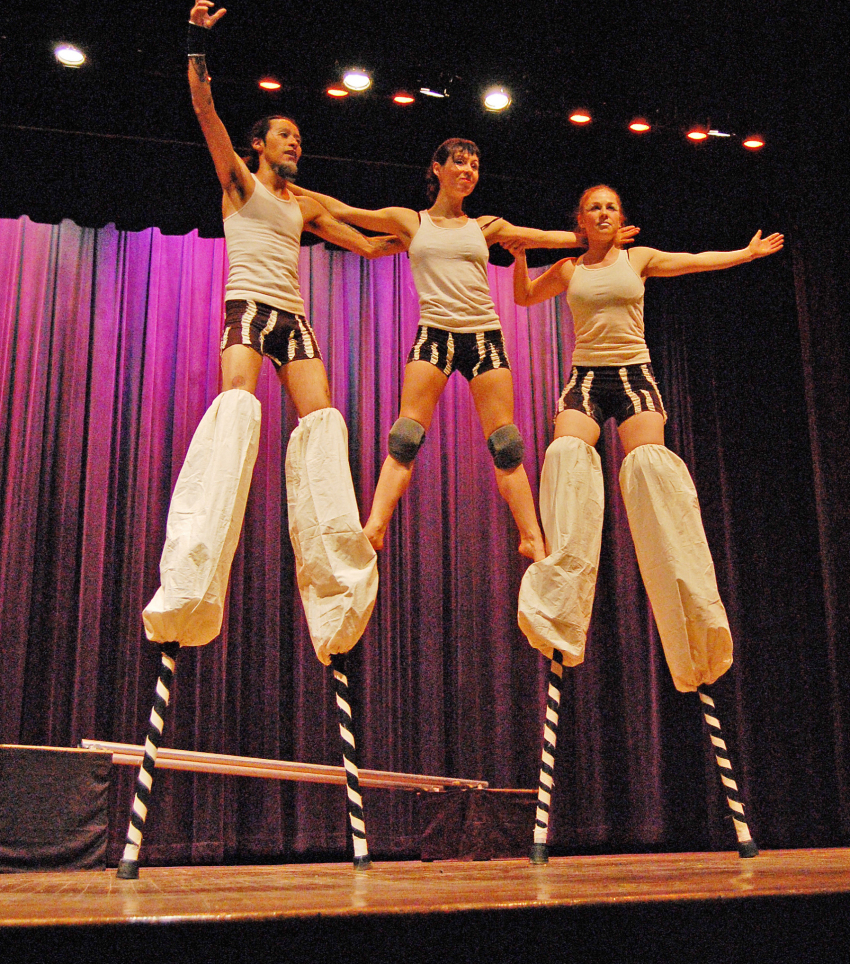Stilt Acro Trio Stilt Acro Trio